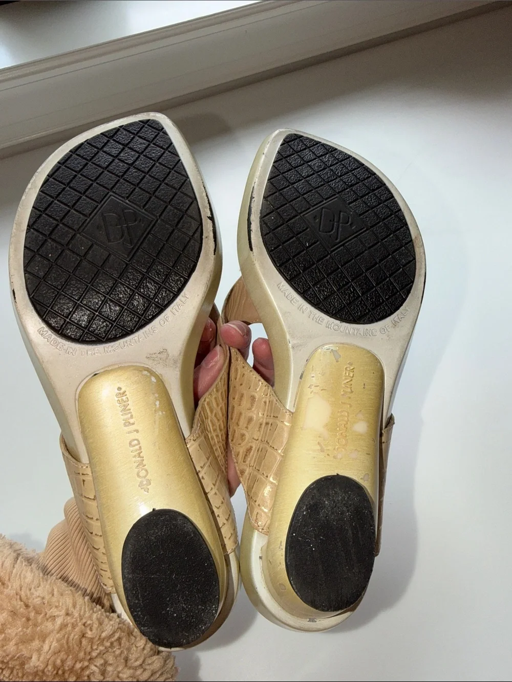 Donald J. Pliner heels - Picture 7 of 7